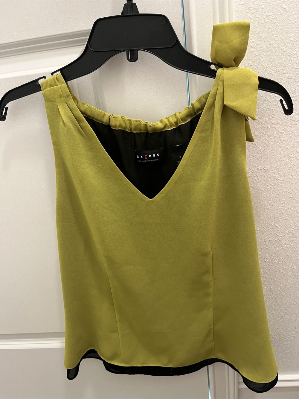 Axcess Top Bow Detail Green/Black Tank